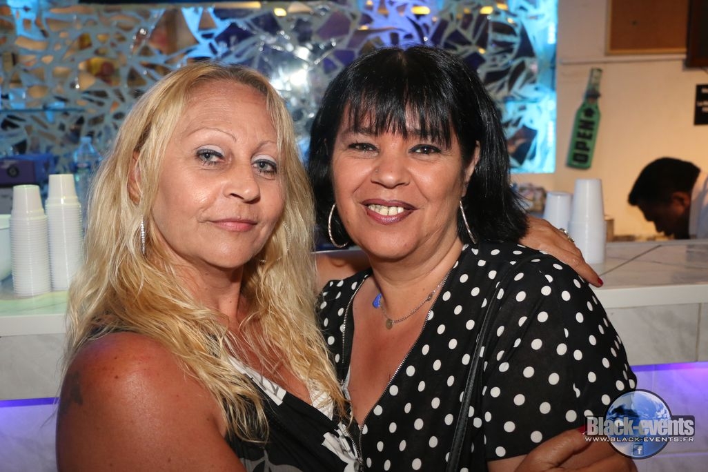 black_170611_069 black_170611_069
