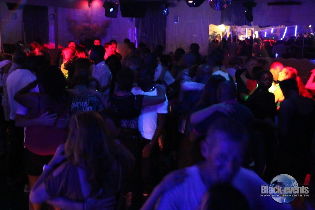 black_170611_078 black_170611_078