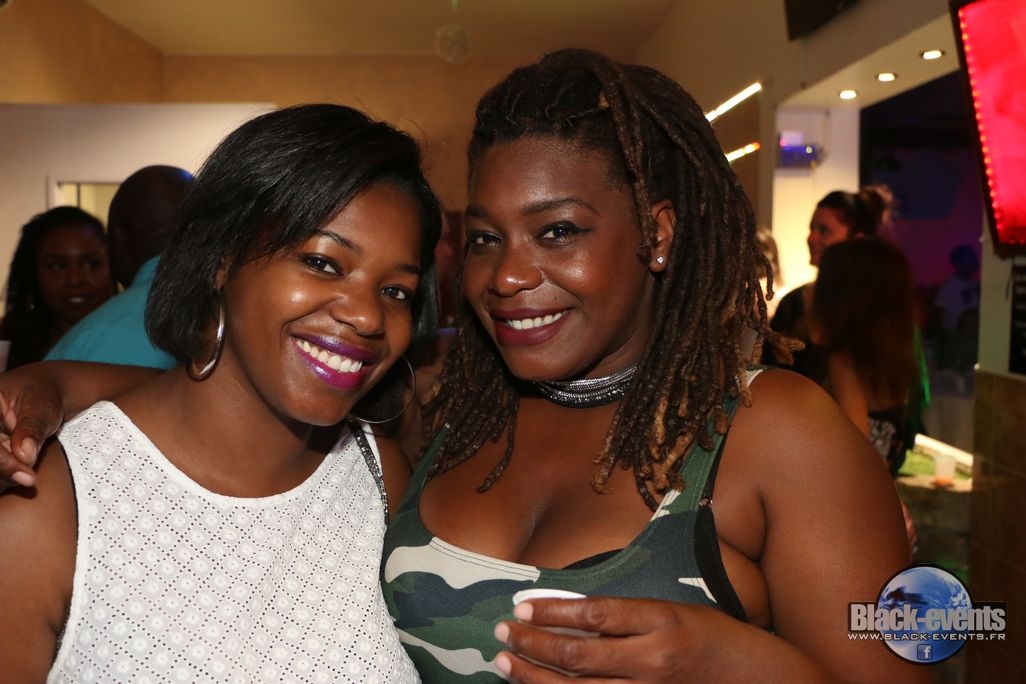 black_170611_080 black_170611_080