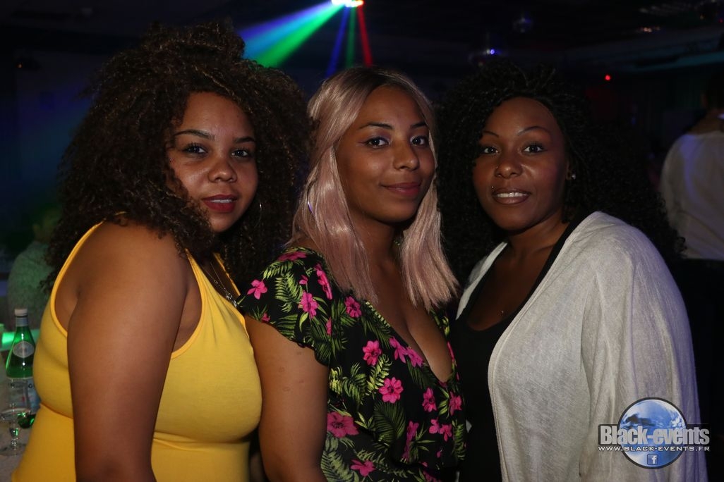 black_170611_102