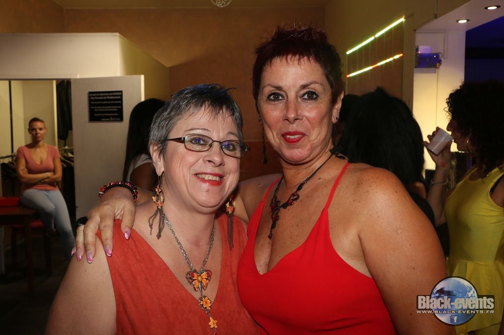 black_170926_055 black_170926_055