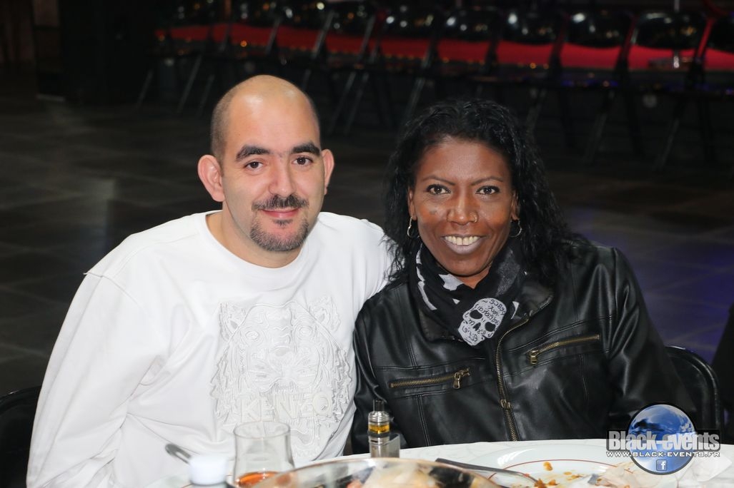 black_181102_030