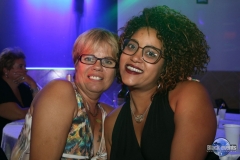 black_190812_040