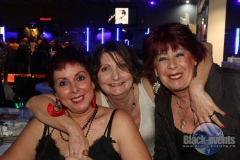 black_190219_038