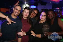 black_190219_163 black_190219_163