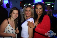 black_190425_084