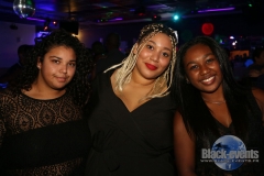 black_190928_051 black_190928_051