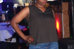 black_190928_123 black_190928_123